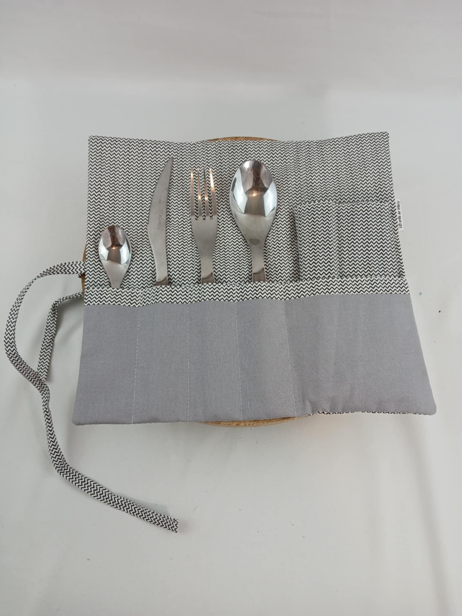 Pochette à couverts